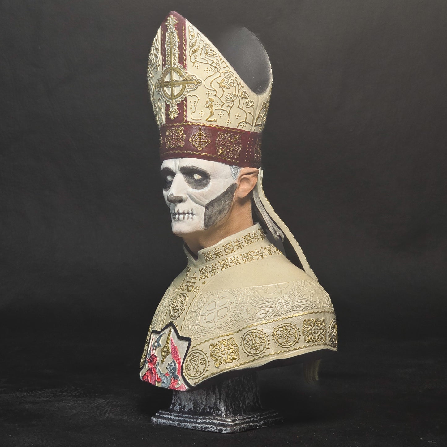 Papa Nihil Bust - Limited edition