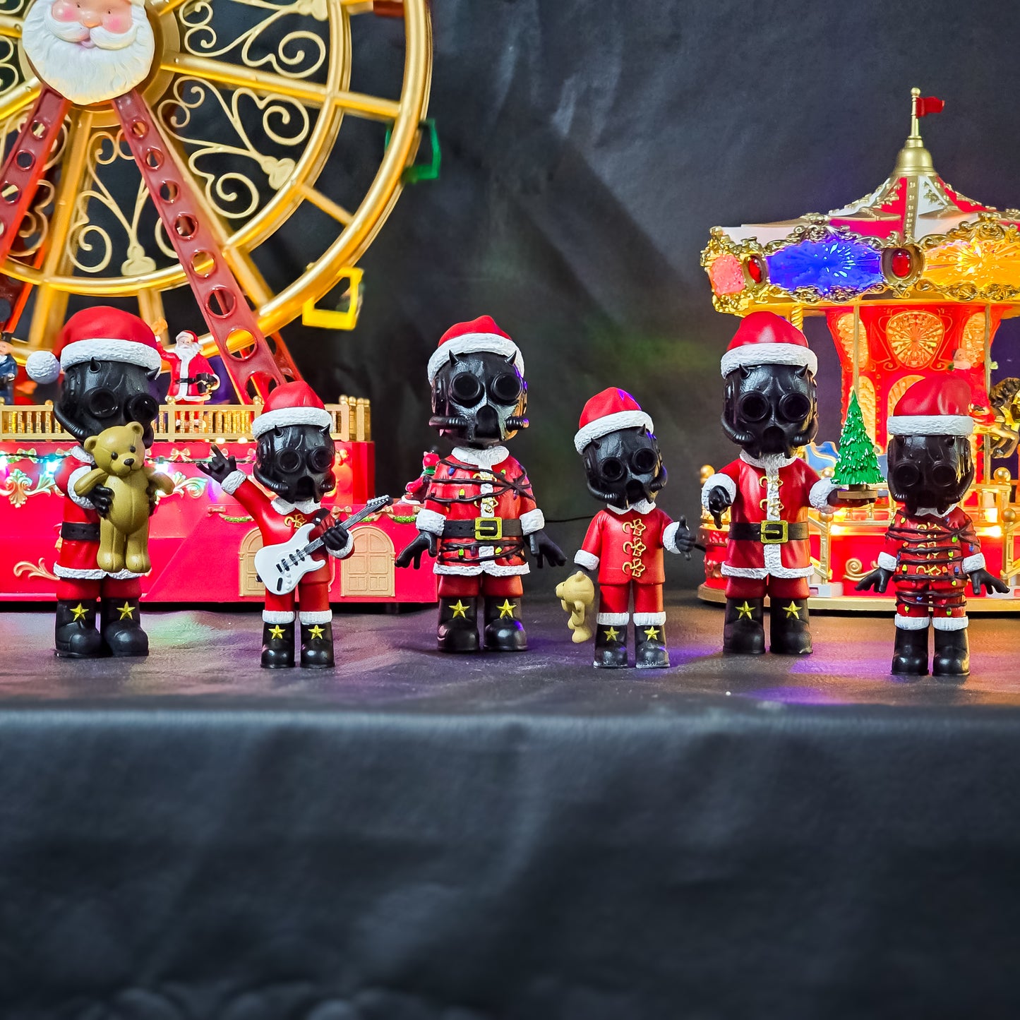 Christmas Ghoul Figure [Limited to 60 pieces]