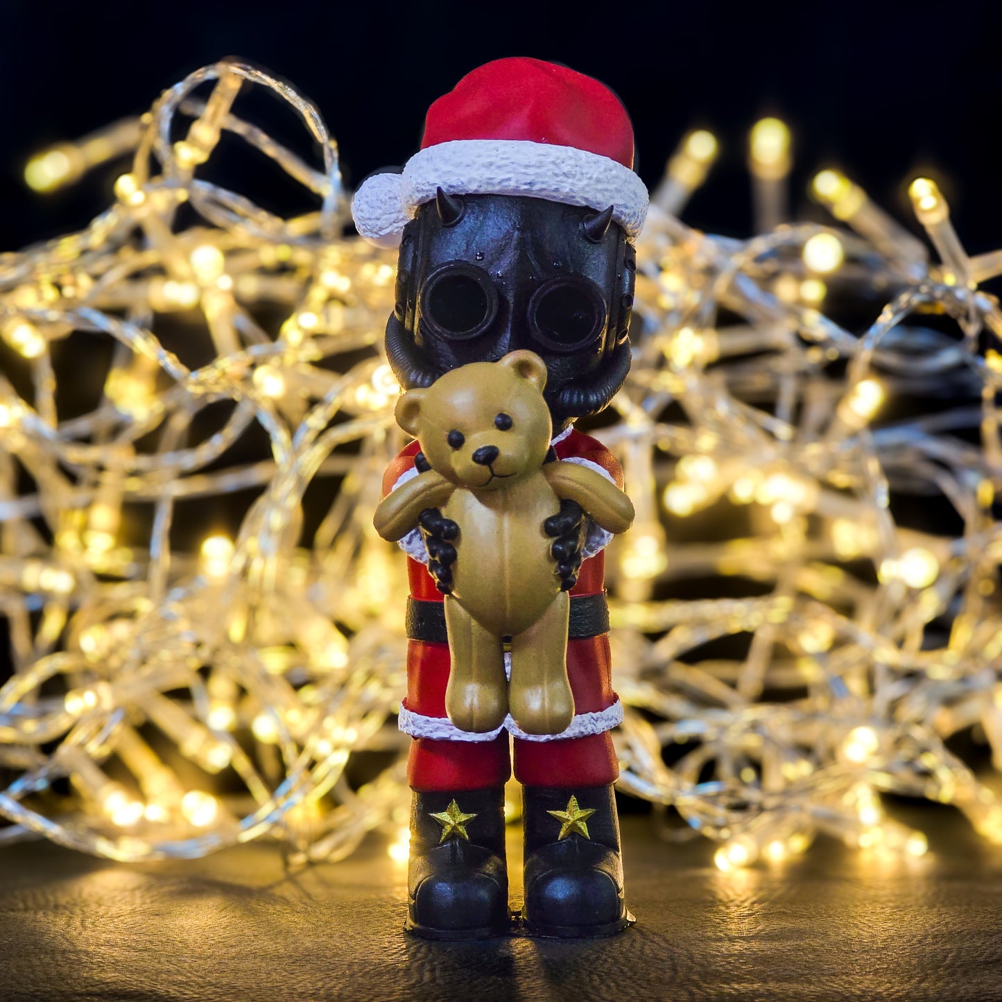 Christmas Ghoul Figure [Limited to 60 pieces]